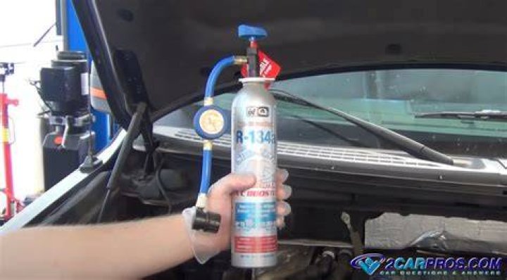 adding freon to car