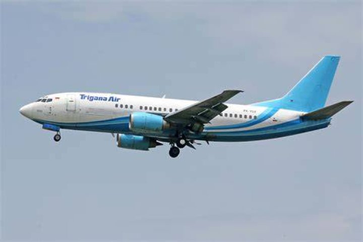 :airplane: