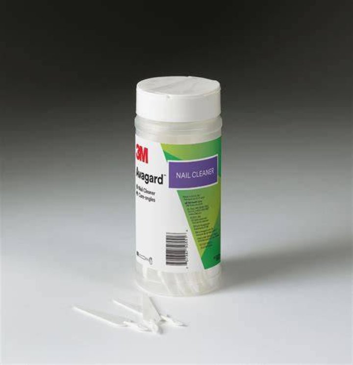 nail cleaner