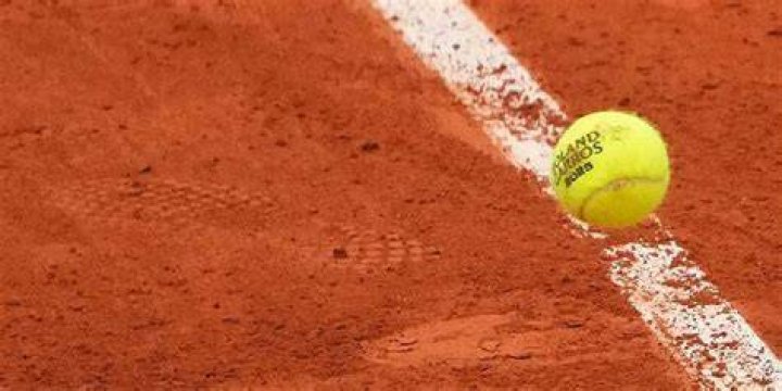 :tennis: