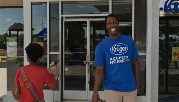 What Age Does Kroger Hire